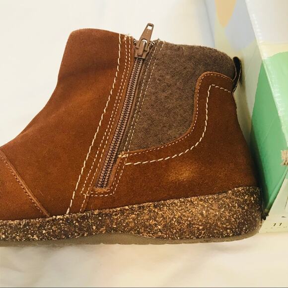 NEW Earth Origins Ankle Boots - Picture 4 of 8